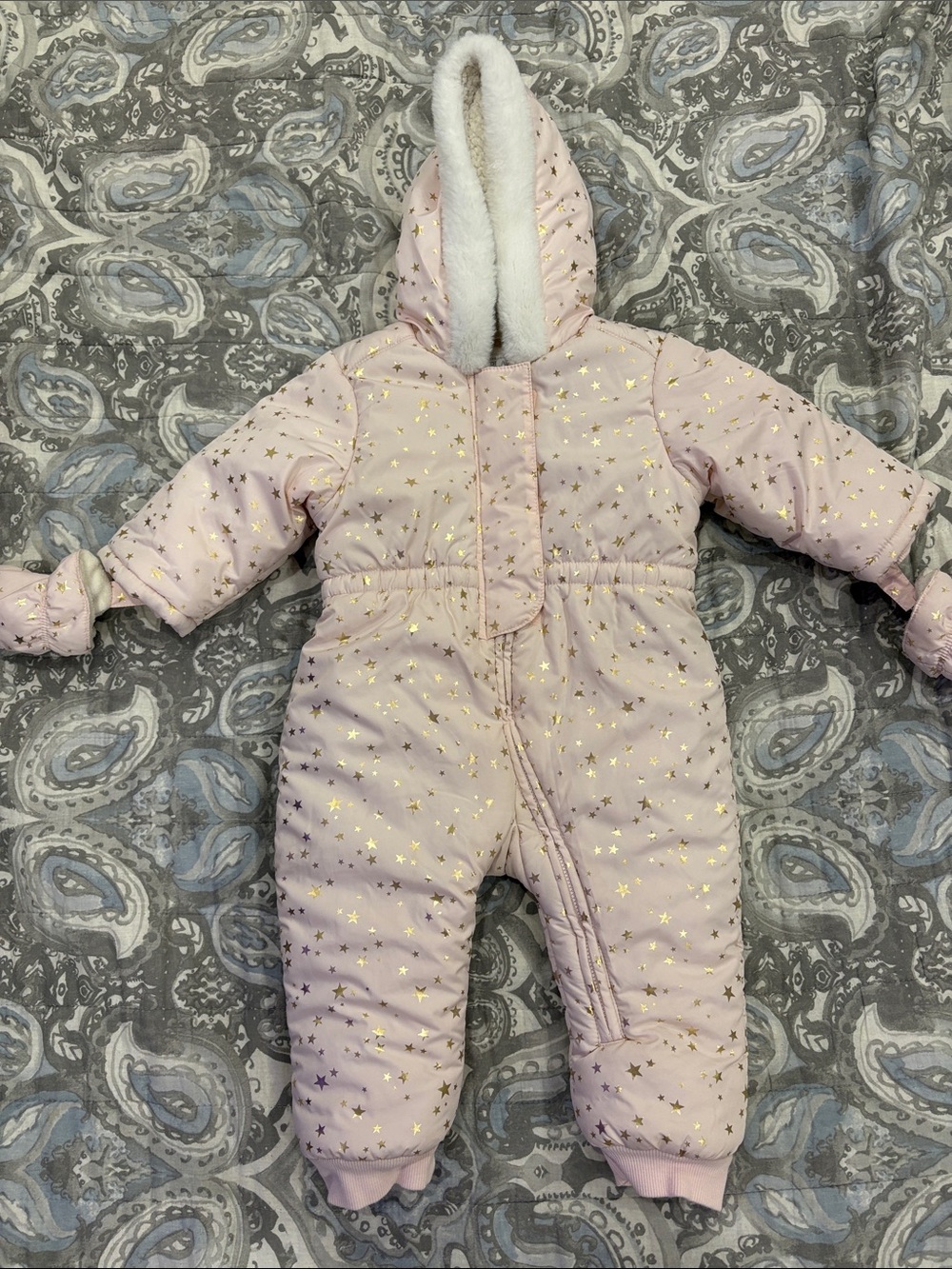 The Children's Place Pink Puffer Snowsuit with Gold Stars